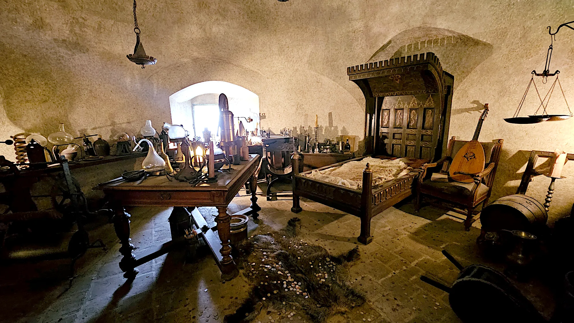 Złota uliczka - dom alchemika, zdjęcie 2 z 4